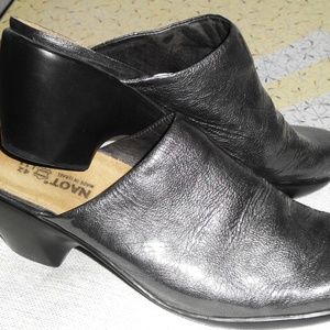 NAOT Made In Israel Women's Shoes Size 11